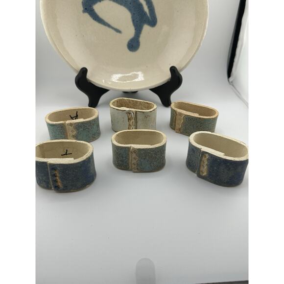 Vintage Hand Made Ceramic Slab Formed Bowl w/ 6 Naplin Rings 1998 Blue Cream - Picture 3 of 10